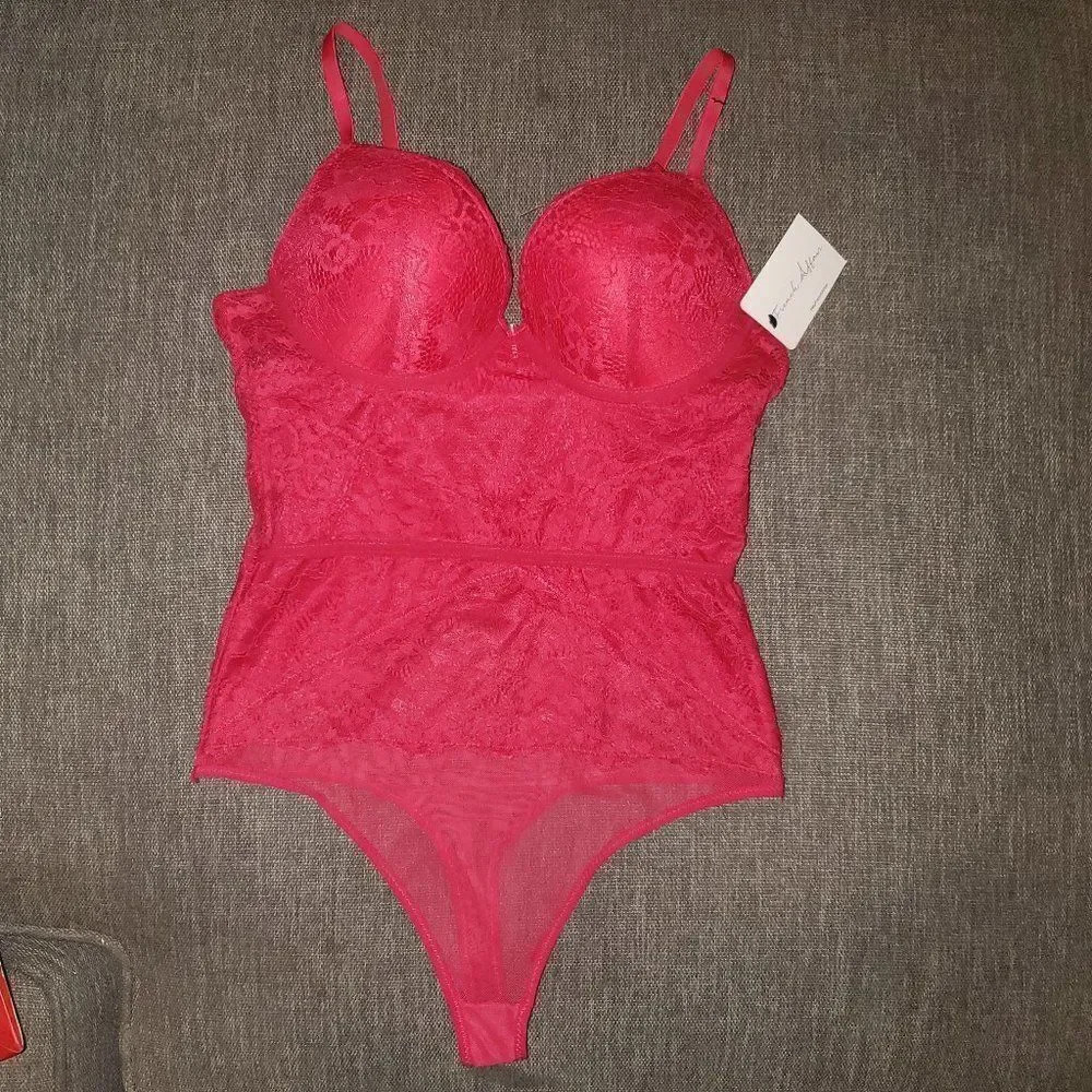 French Affaire Red Lace Woman's Bodysuit lingerie Push Up Underwire Flor…
